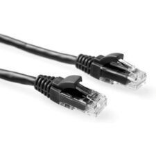 ACT Zwarte 1,5 meter UTP CAT6 patchkabel met RJ45 connectoren